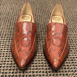 NEVER WORN Vince Camuto snakeskin Loafers.